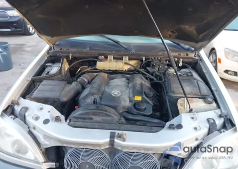 1999 Mercedes-Benz Ml 320 z USA, uszkodzony, nr VIN 4JGAB54E8XA078625